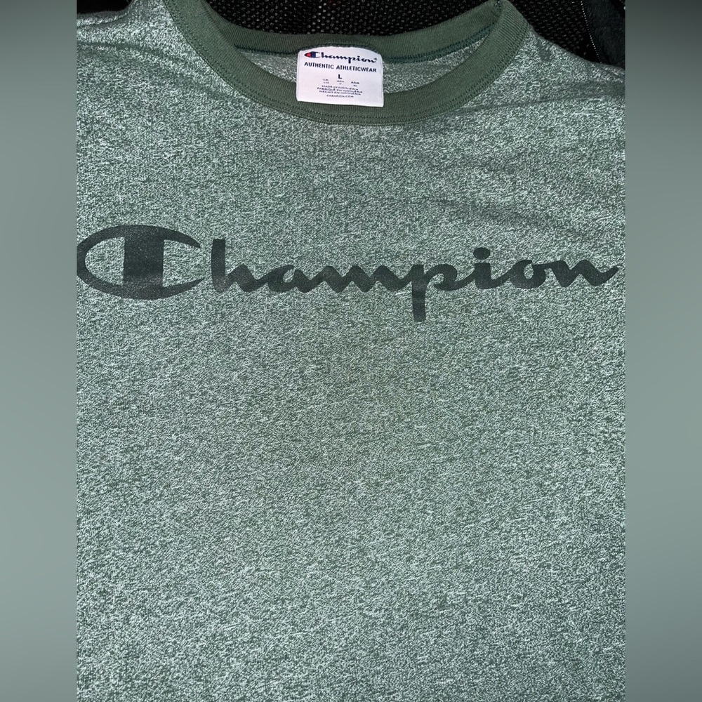 Champion T-Shirt